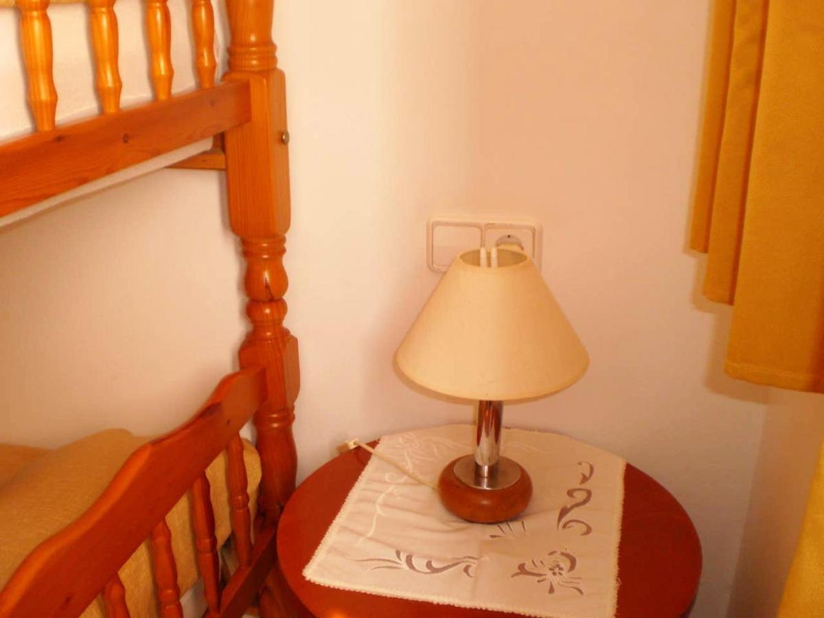 2 Bedrooms At 100 M Away From The With Furnished Terrace And Wifi Apartment *